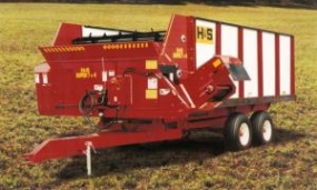 H&S Feed Wagons