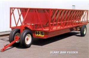 H&S Manufacturing Slant Bar Feeder Wagon