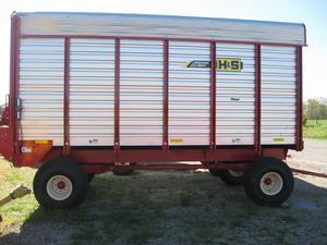 New        H&S 18FT FORAGE BOX